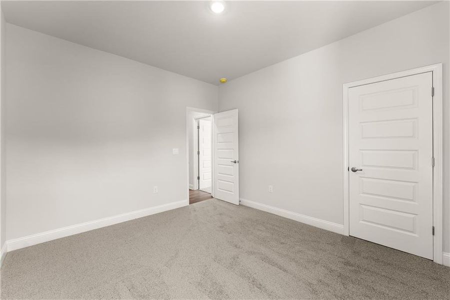 Spacious, unfurnished interior of a new home in Habersham Meadows, Demorest (Image 27).