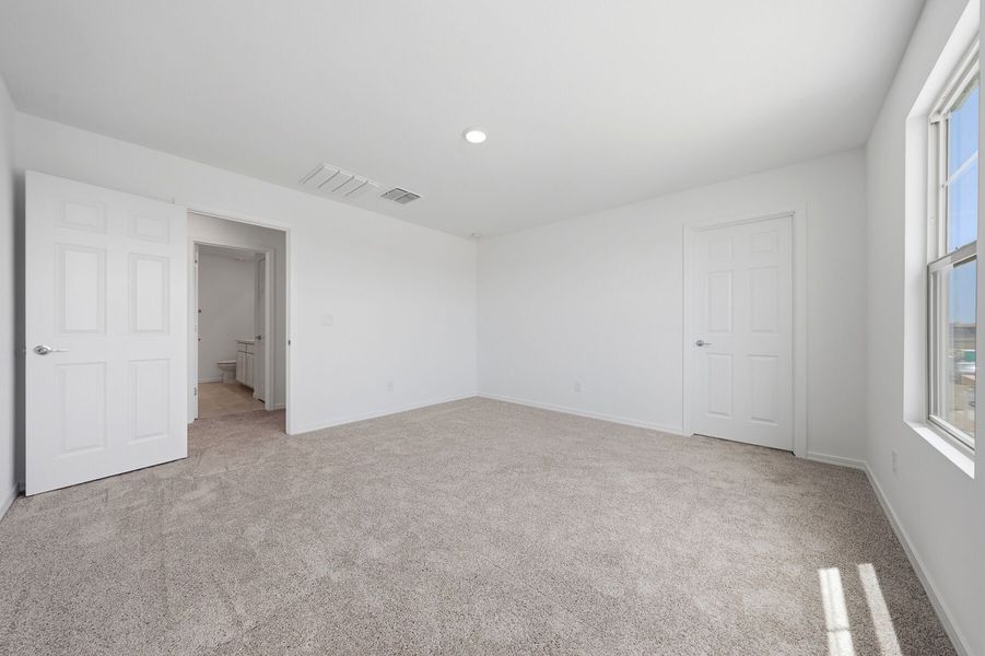 Representative unfurnished interior of a home built from the Fawn by Mattamy Homes in Baker Farms, Phoenix (Image 22).