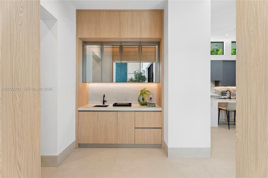 Furnished interior view inside a new home in , Pinecrest (Image 70).