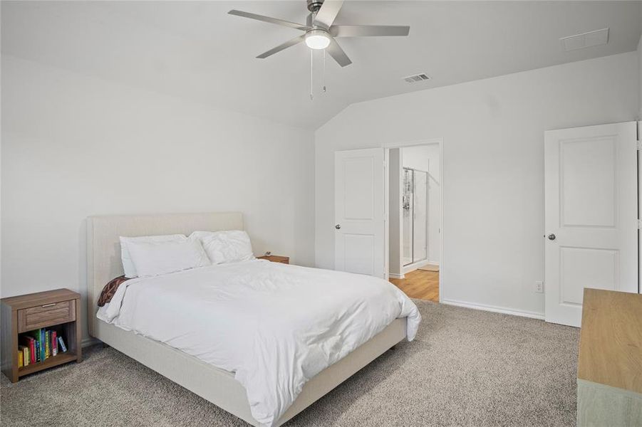 Furnished interior view inside a new home in , Fate (Image 9).