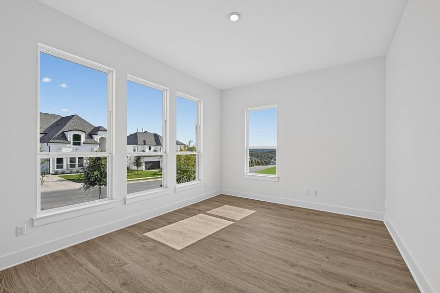 Spacious, unfurnished interior of a new home in Travisso, Leander (Image 21).