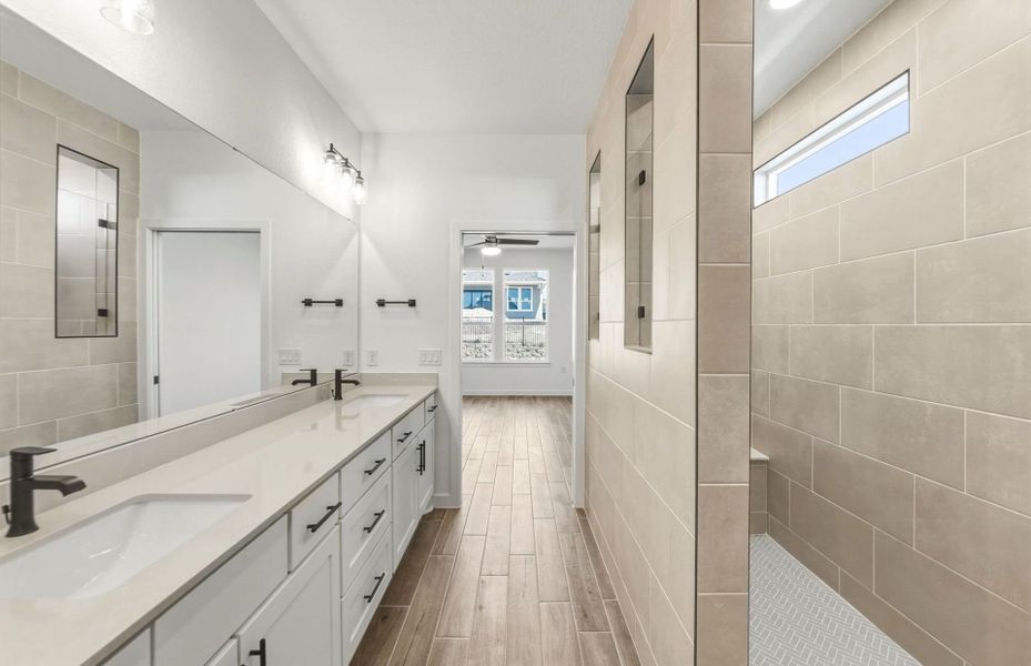 Furnished interior view inside a new home in Sun City Texas, Georgetown (Image 11).