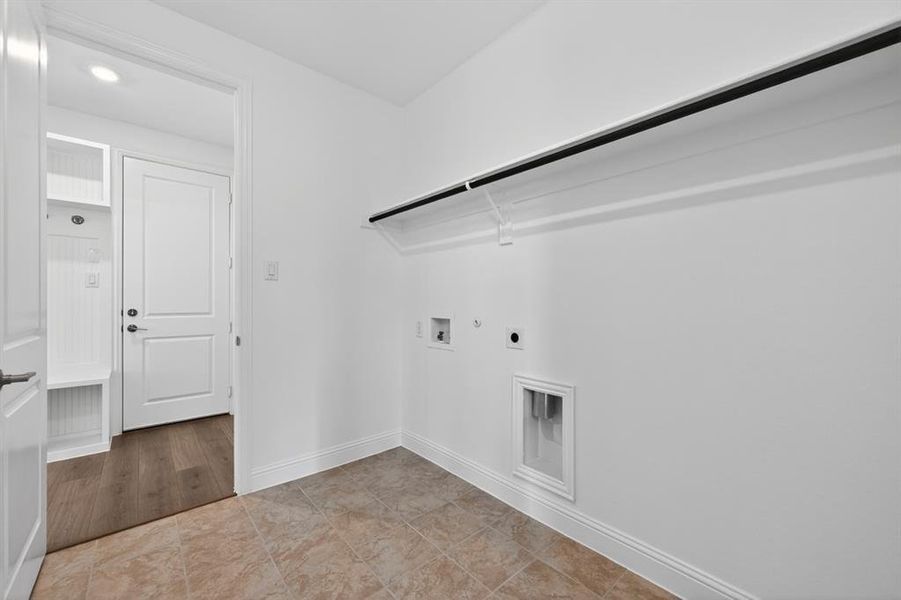 6717 Alvarado Drive ~ Ready Now