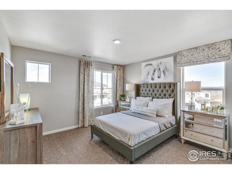 Furnished interior view inside a new home in Vantage, Berthoud (Image 10).