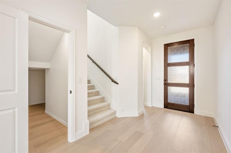 Spacious, unfurnished interior of a new home in Willow Wood Classic 60, McKinney (Image 34).