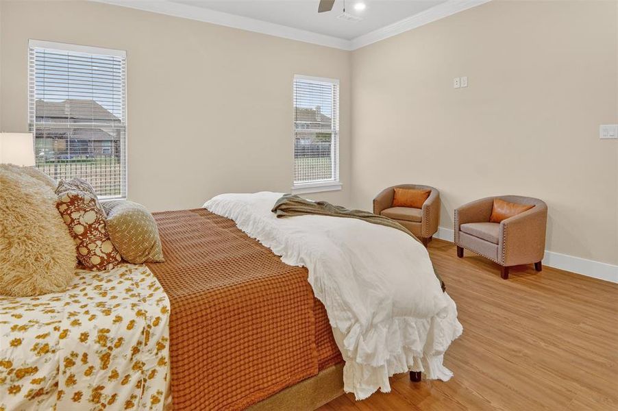 Furnished interior view inside a new home in , Burleson (Image 25).