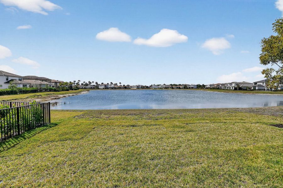 473SEFascinoCircleAerials(14)