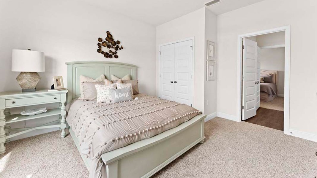 Furnished interior view inside a new home in Liberty, Panama City (Image 7).