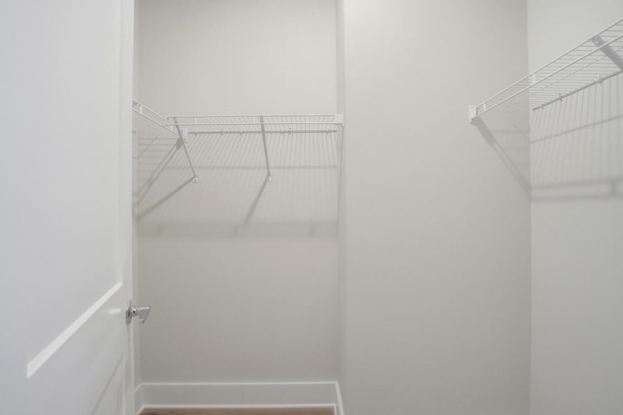 Spacious, unfurnished interior of a new home in Rone Creek, Waxhaw (Image 60).