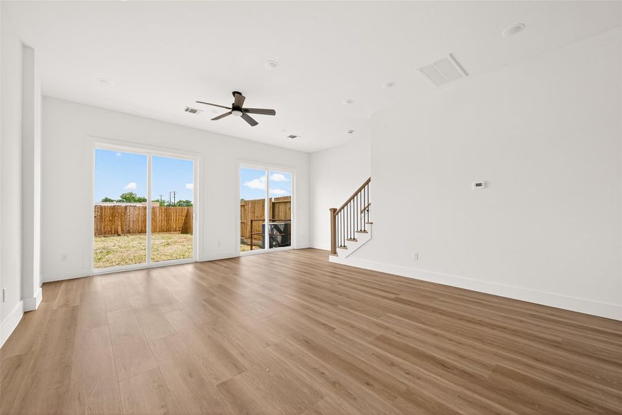 Spacious, unfurnished interior of a new home in , Houston (Image 31).