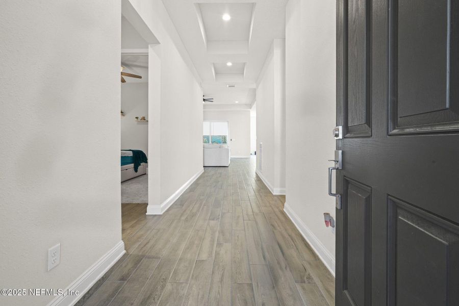 Spacious, unfurnished interior of a new home in Tamaya, Jacksonville (Image 27).