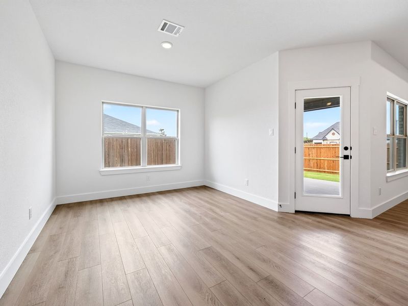 Spacious, unfurnished interior of a new home in Waverly Estates, Josephine (Image 20).