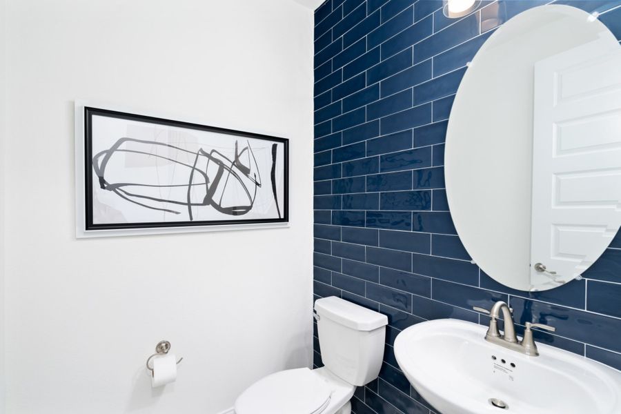 Furnished interior view inside a new home in Reunion, Rhome (Image 11).