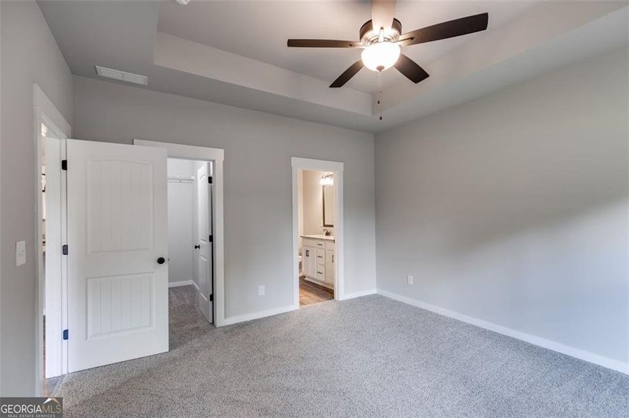 Spacious, unfurnished interior of a new home in , Buchanan (Image 16).