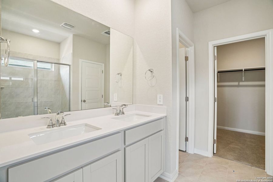Furnished interior view inside a new home in Royal Crest, San Antonio (Image 6). Furnished interior view inside a new home in Royal Crest, San Antonio (Image 6).