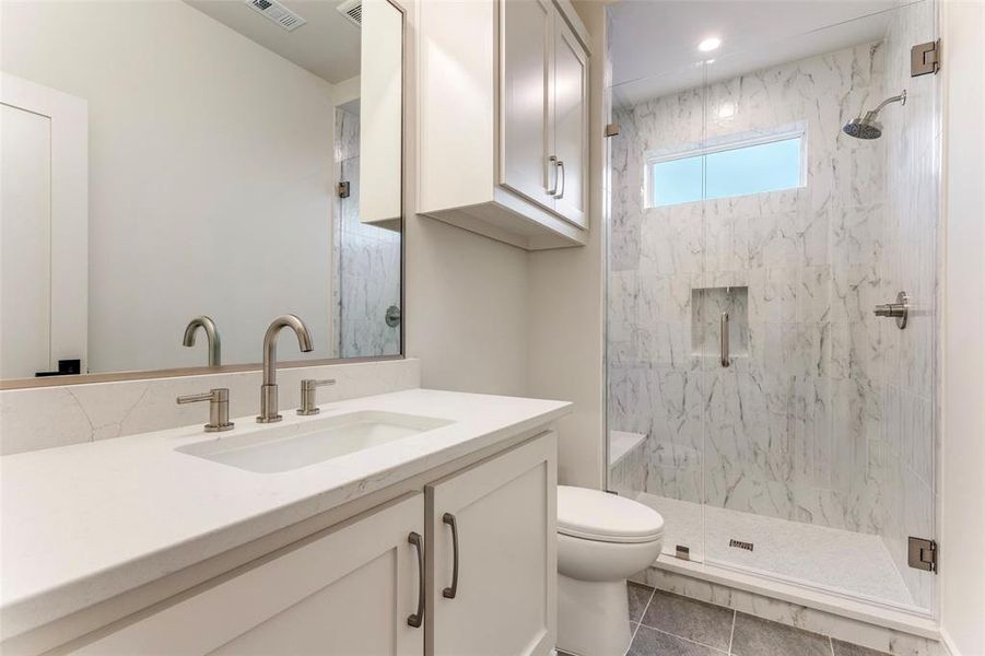 Furnished interior view inside a new home in , Fort Worth (Image 13).