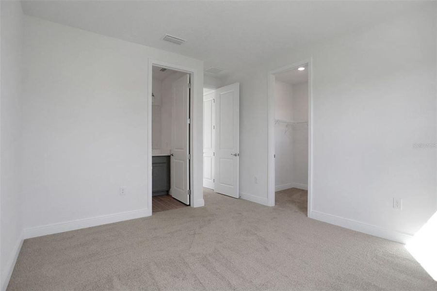 Spacious, unfurnished interior of a new home in Seaire, Parrish (Image 37).