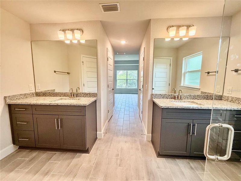 Furnished interior view inside a new home in Port Charlotte, Port Charlotte (Image 7).