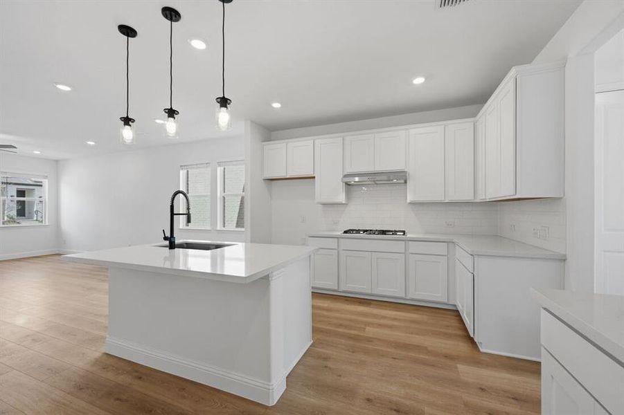 1112 Beautyberry Lane ~ Ready Now 1112 Beautyberry Lane ~ Ready Now