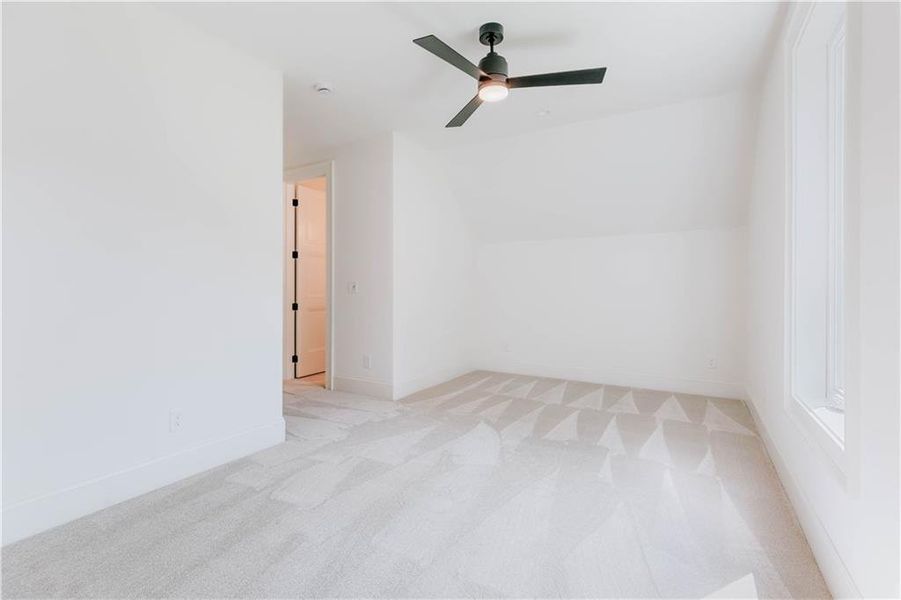Spacious, unfurnished interior of a new home in , Jefferson (Image 50).