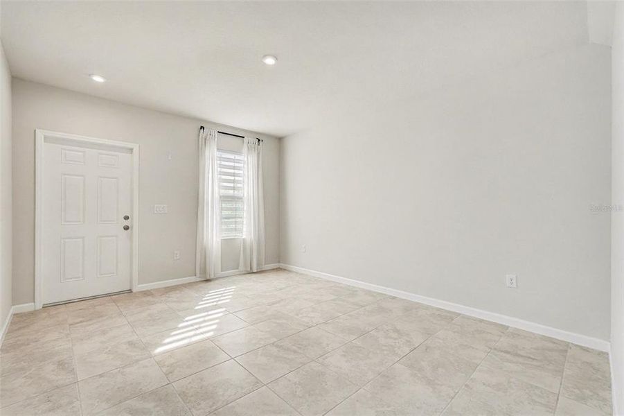 Spacious, unfurnished interior of a new home in , New Port Richey (Image 20).