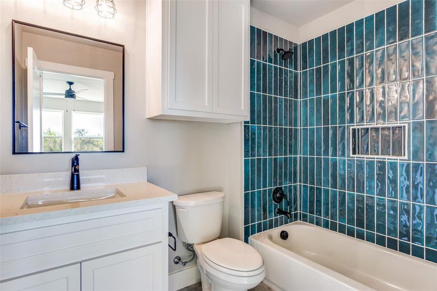 Furnished interior view inside a new home in , Weatherford (Image 12).