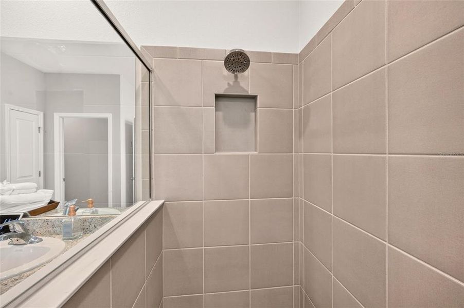 Close-up of interior finishes inside a home in , Ocala (Image 21). Close-up of interior finishes inside a home in , Ocala (Image 21).