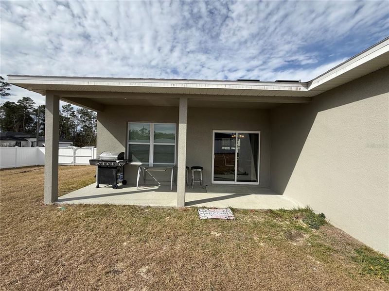 Exterior details and patio area of a home in , Ocala (Image 4).