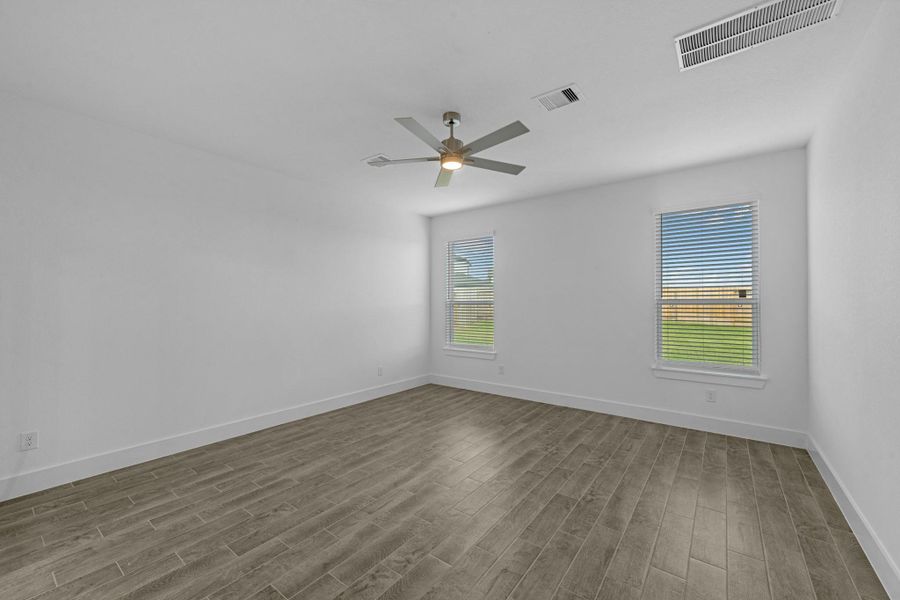 Spacious, unfurnished interior of a new home in Beacon Hill, Waller (Image 24). Spacious, unfurnished interior of a new home in Beacon Hill, Waller (Image 24).