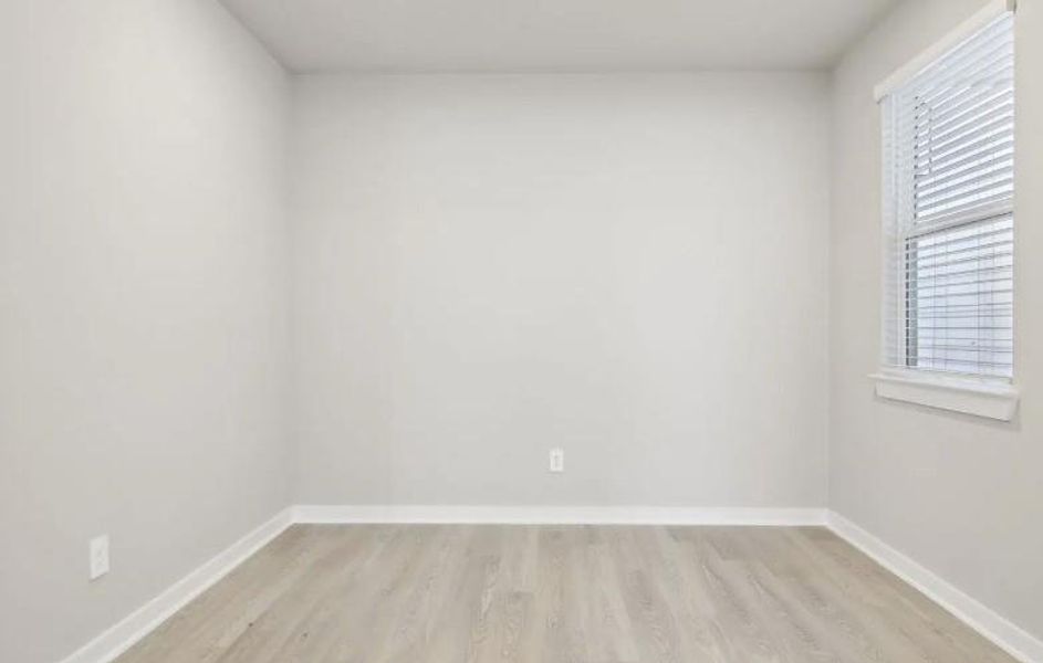Photo is not of the actual home, but is an inspirational photo of builder’s model home and may depict options, furnishings, and/or decorator features that are not included Photo is not of the actual home, but is an inspirational photo of builder’s model home and may depict options, furnishings, and/or decorator features that are not included