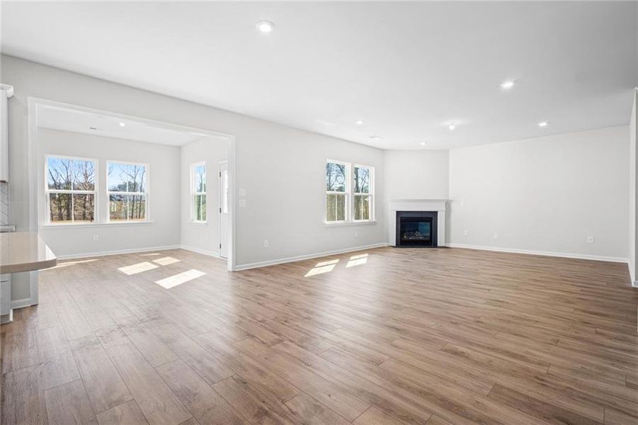 Spacious, unfurnished interior of a new home in Berkeley Mill, Cumming (Image 17).
