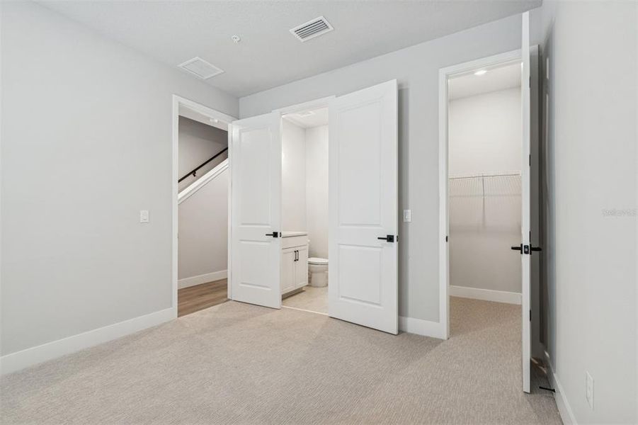 Spacious, unfurnished interior of a new home in Apex at Seminole Heights, Tampa (Image 14).