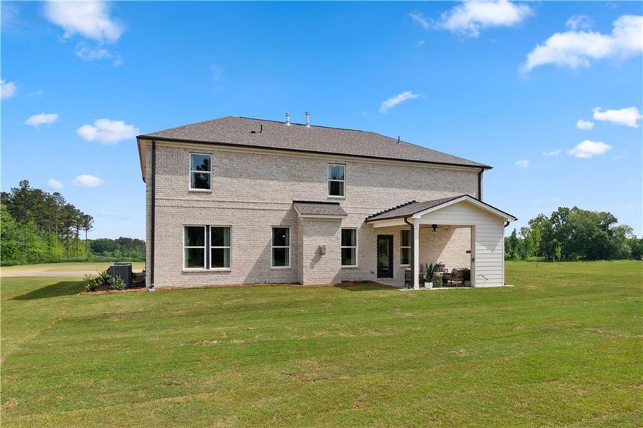 Exterior details and patio area of a home in , Hampton (Image 26).