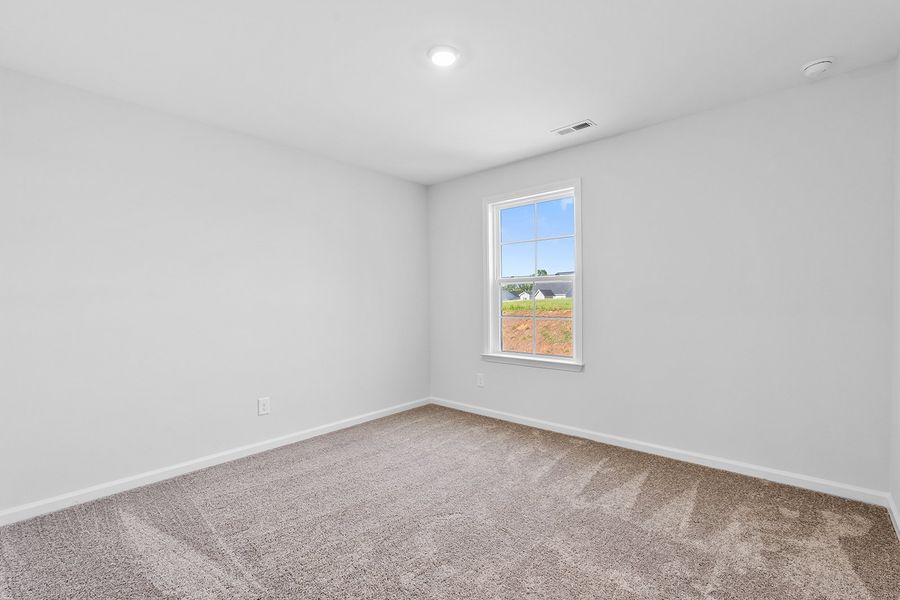 Spacious, unfurnished interior of a new home in Brooke Hill, Lewisville (Image 41).