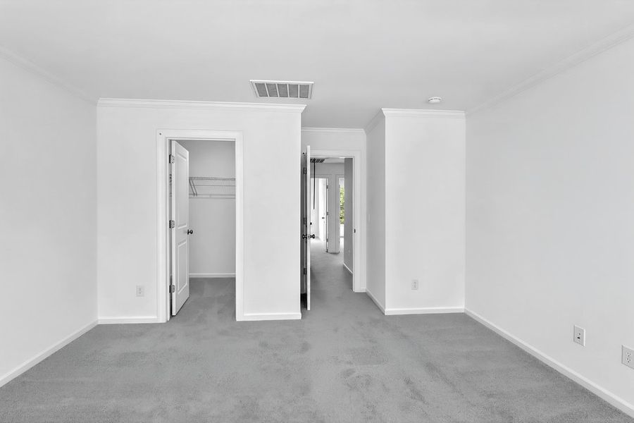 Spacious, unfurnished interior of a new home in Silverstone, Knightdale (Image 34).