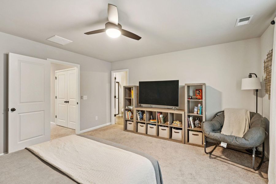 Furnished interior view inside a new home in , North Charleston (Image 12).