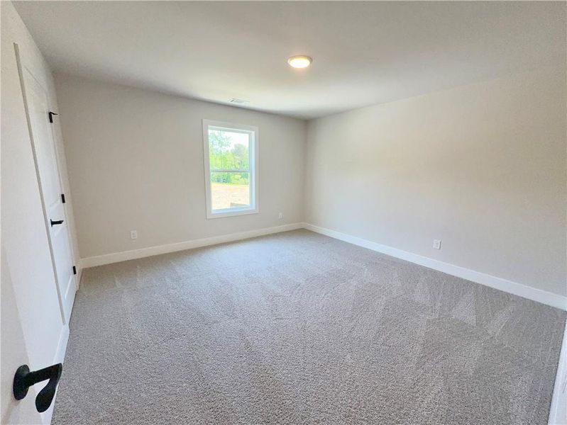 Spacious, unfurnished interior of a new home in , Hoschton (Image 35).