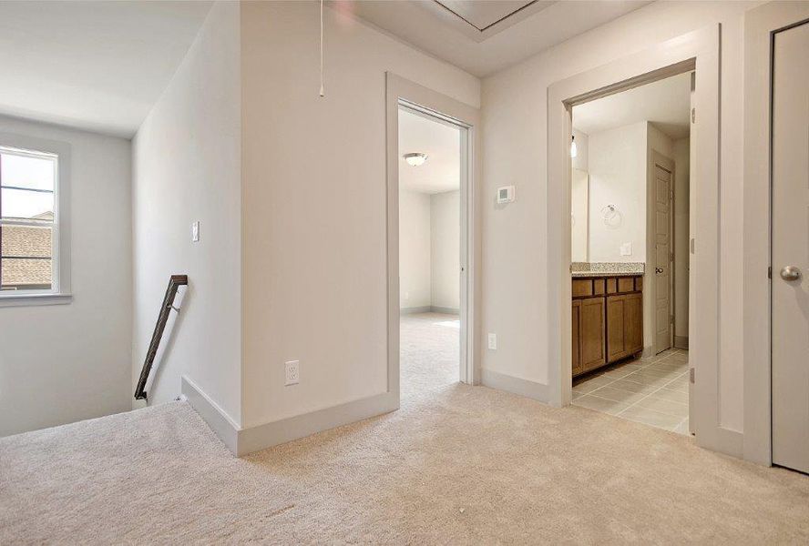 Spacious, unfurnished interior of a new home in Creek Pointe, Moncks Corner (Image 28).