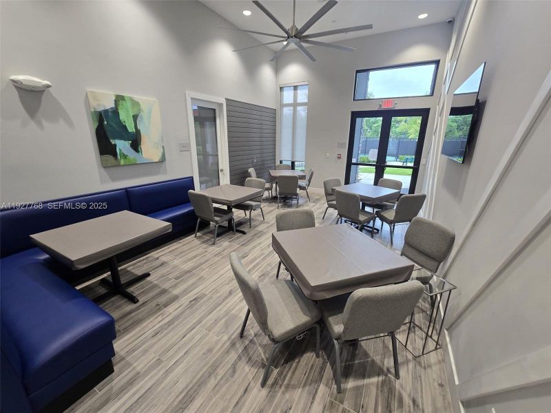 Community amenities in , Parkland (Image 68). Community amenities in , Parkland (Image 68).