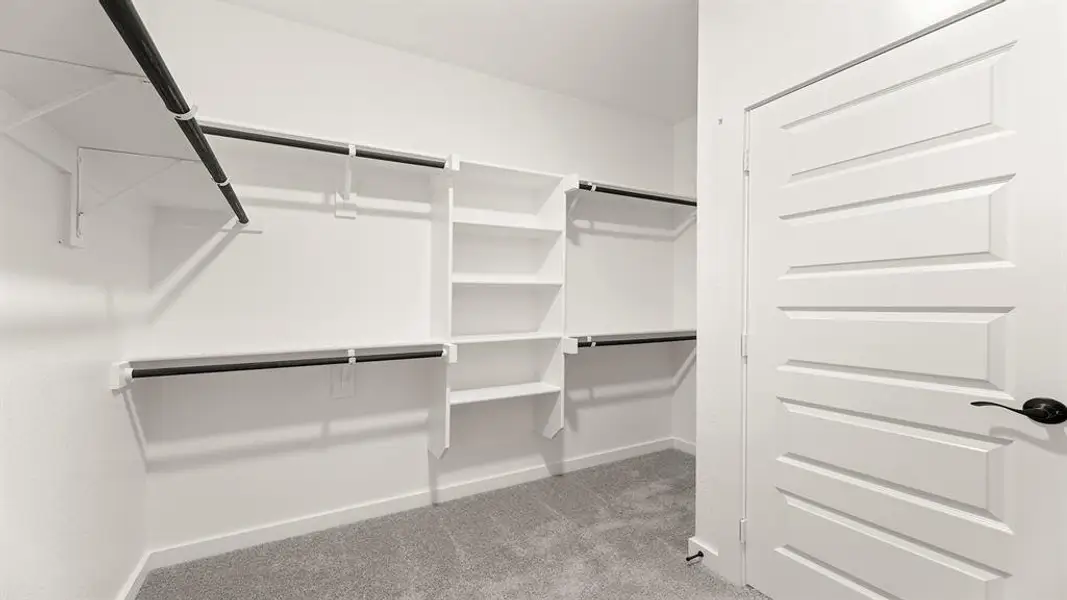 17. 1527 Bridlepath - Closet 17. 1527 Bridlepath - Closet