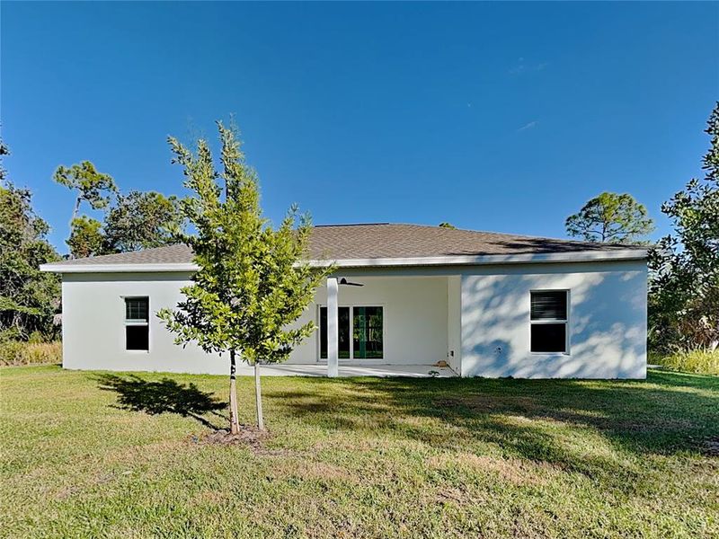 Exterior details and patio area of a home in , Port Charlotte (Image 19).