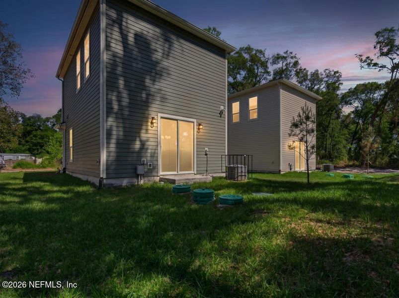 Exterior details and patio area of a home in , Jacksonville (Image 36).