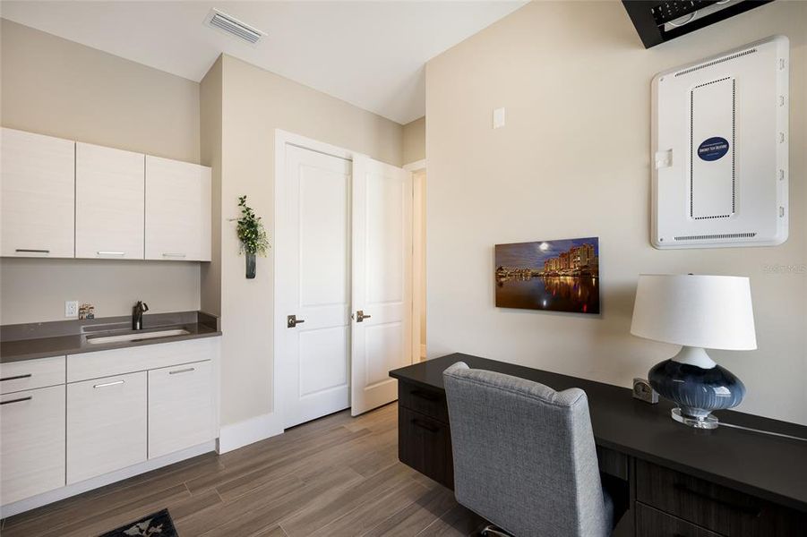 Furnished interior view inside a new home in , Palmetto (Image 37).