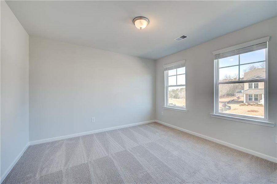 Spacious, unfurnished interior of a new home in Burchwood, Stockbridge (Image 16).