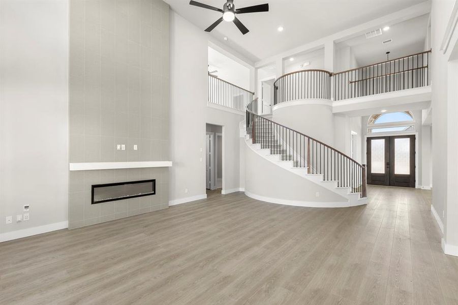 08. 14994 Chipping - Family (2)