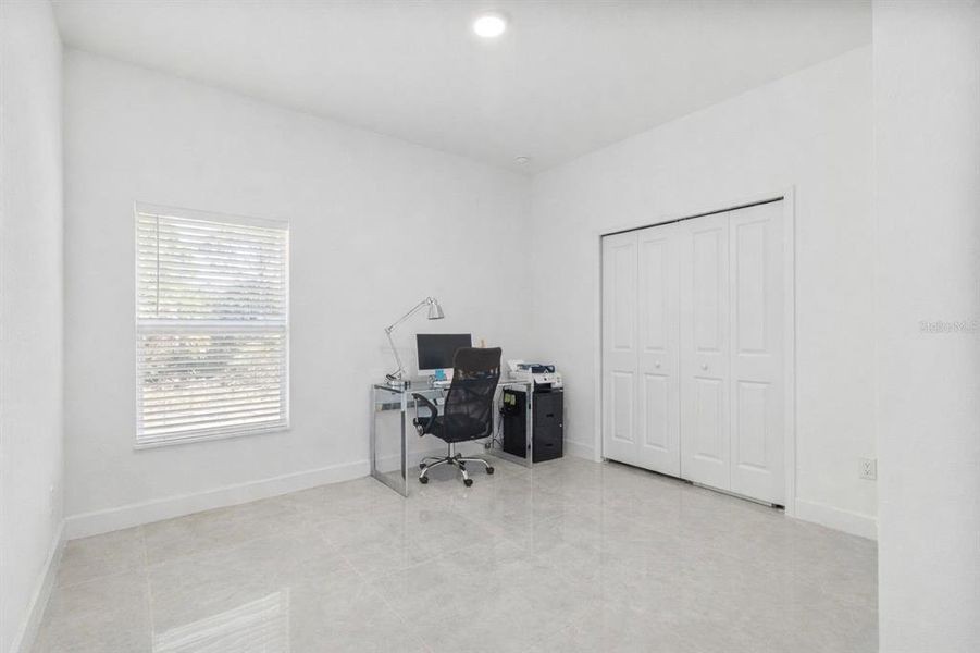 Furnished interior view inside a new home in , Port Charlotte (Image 31).