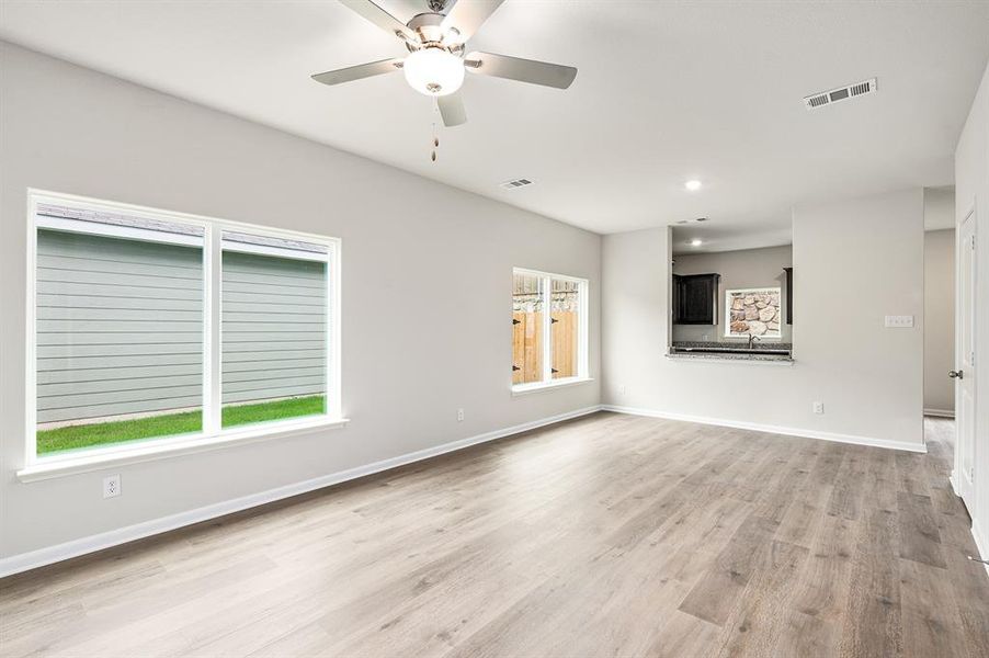 Spacious, unfurnished interior of a new home in College Park, Dallas (Image 12). Spacious, unfurnished interior of a new home in College Park, Dallas (Image 12).