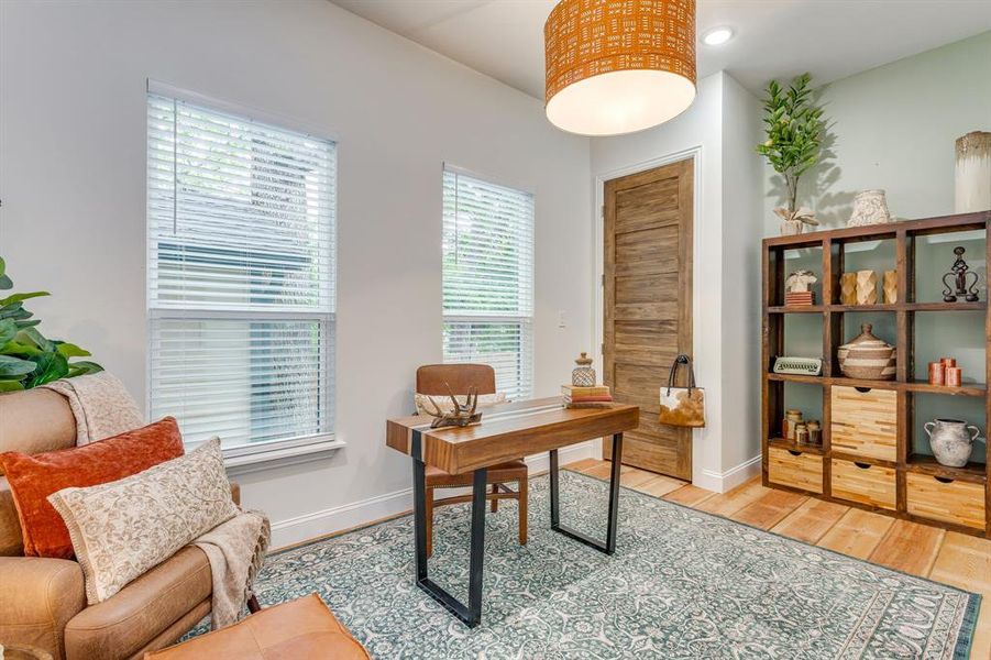 Furnished interior view inside a new home in , Weatherford (Image 6).