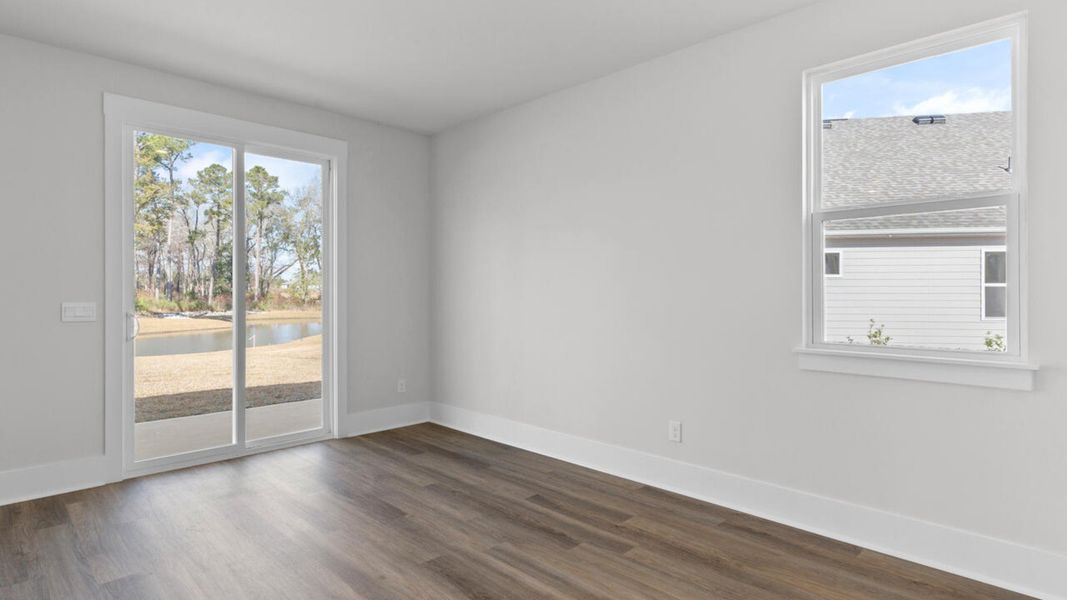 Spacious, unfurnished interior of a new home in Rolling Hills, Bolivia (Image 17).