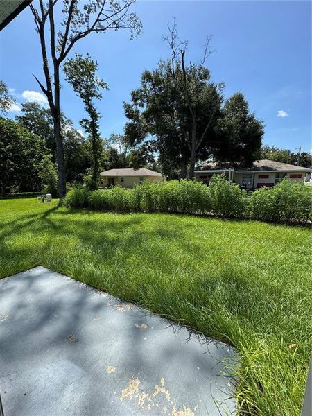 Exterior details and patio area of a home in , Ocala (Image 3).